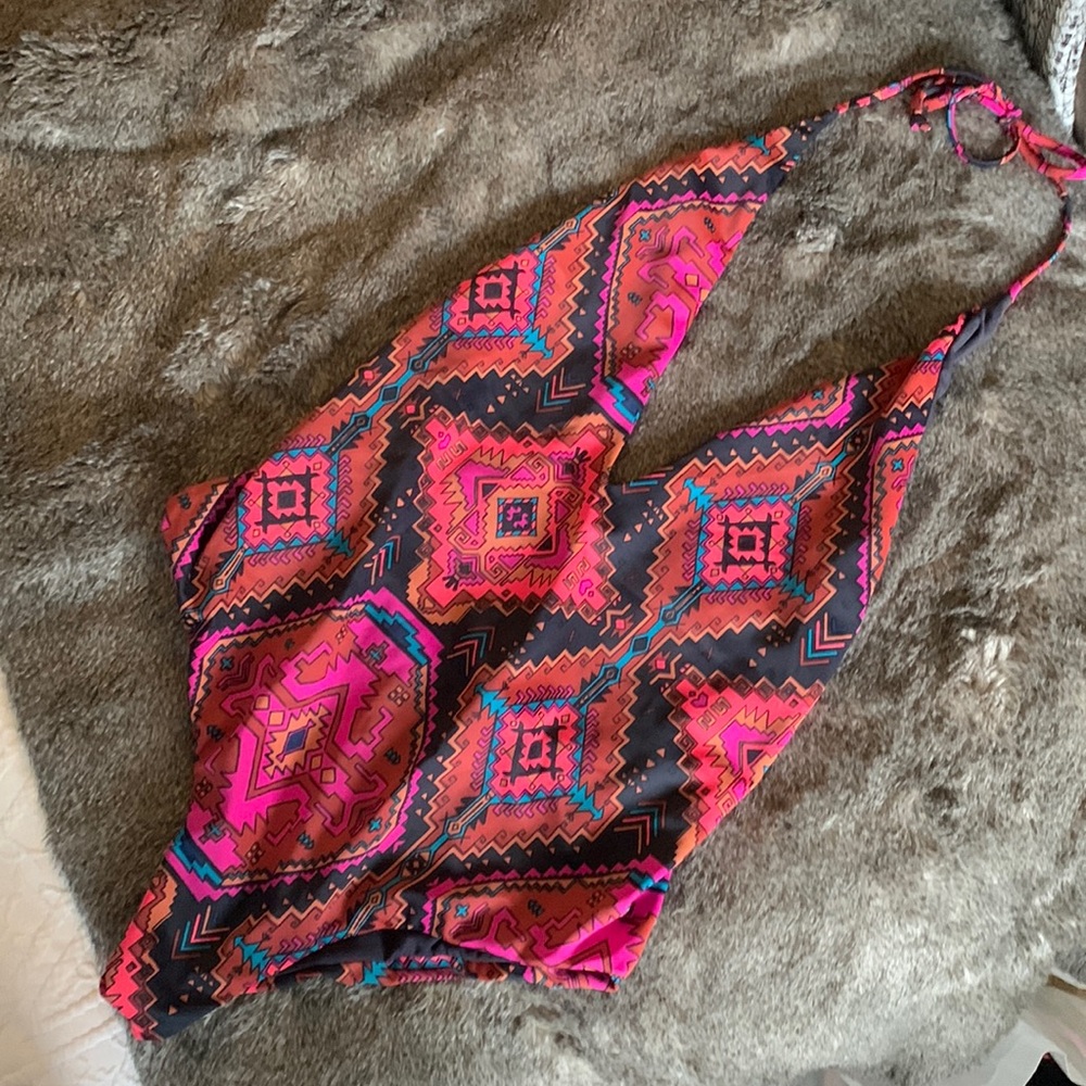 DeepV billabong one piece swim suit NWT